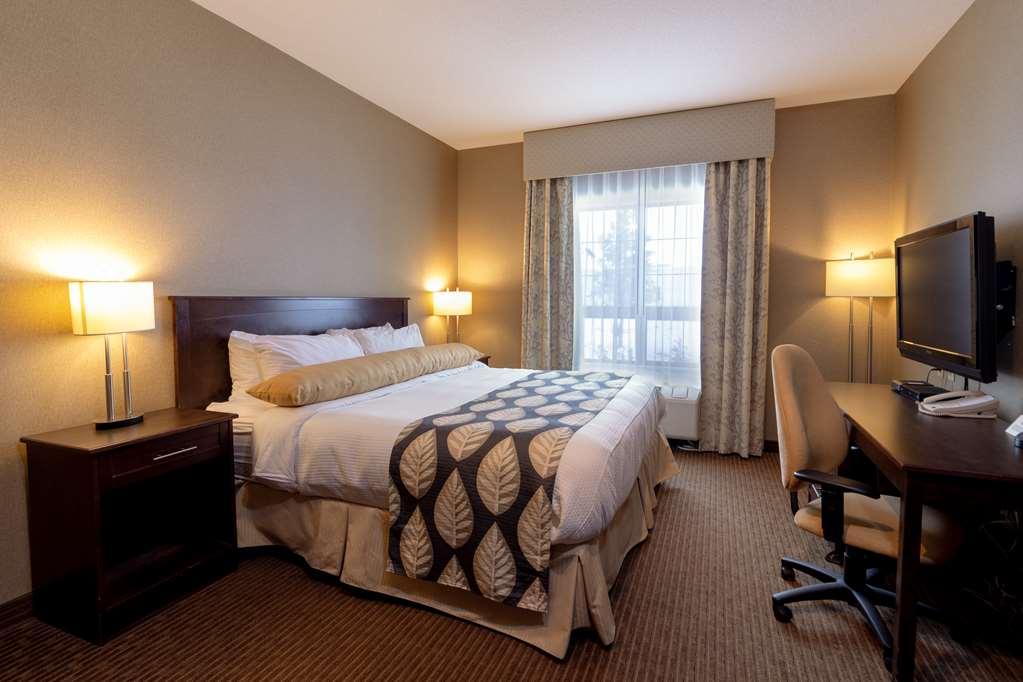 The Kanata Fort Saskatchewan Room photo